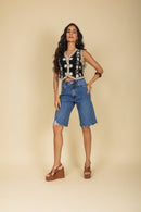 Bermuda Jeans com Barra Desfiada