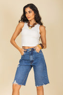 Bermuda Jeans com Barra Desfiada