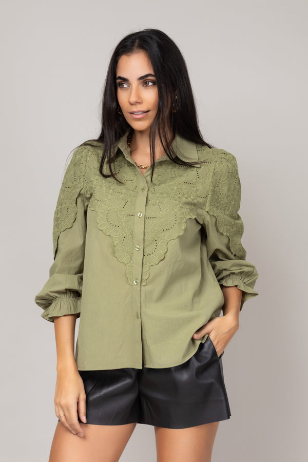 Camisa Social com Renda