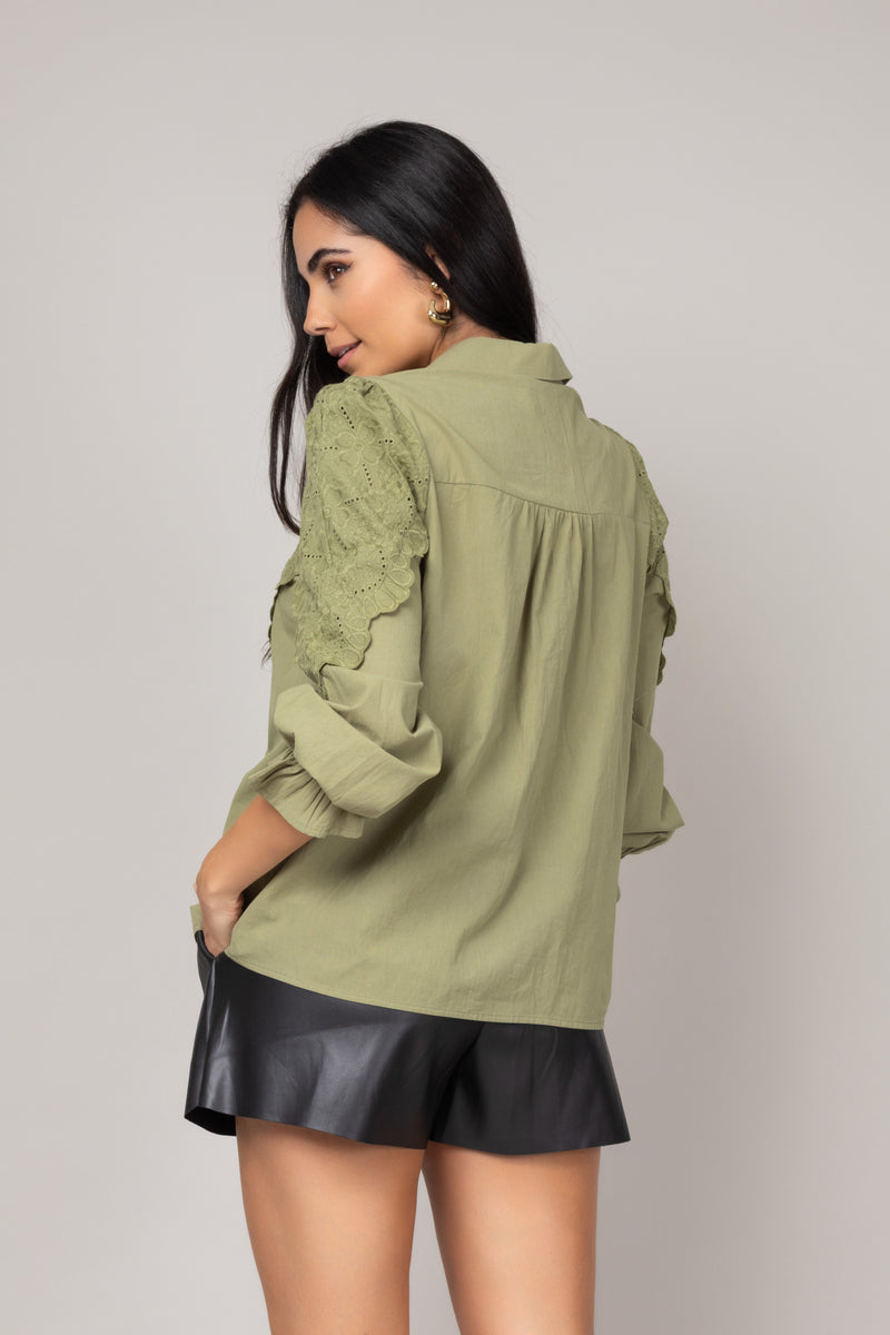 Camisa Social com Renda