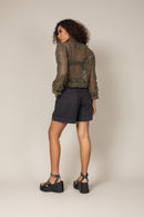 Blusa em Renda com Mangas Bufante